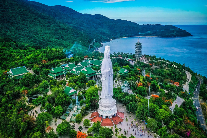 Visite de la pagode Linh Ung à Da Nang itinéraire 5 jours