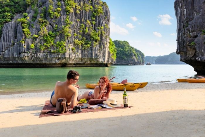 Plage des Trois Pêches, étape d’un itinéraire Halong