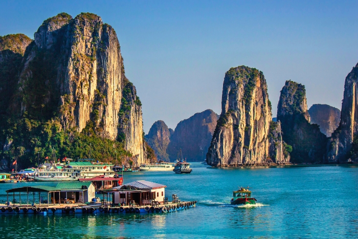 Vie quotidienne dans les villages flottants