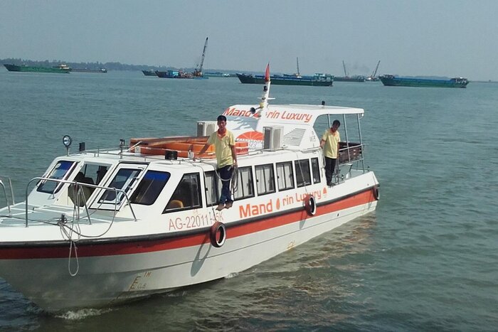 Se déplacer de Phnom Penh à Ho Chi Minh ville en bateau