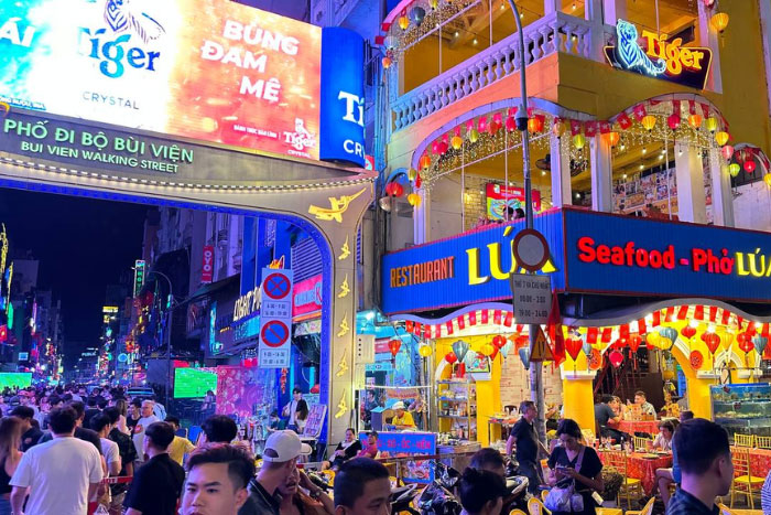 Le bar sans sommeil est très abondant