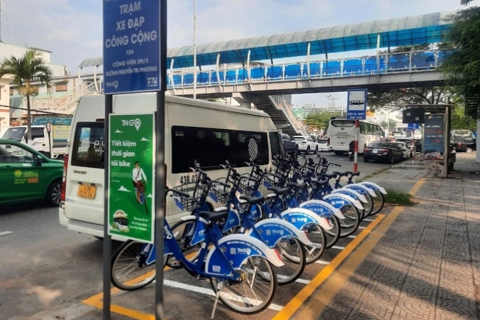 Vous pouvez faire du vélo pour visiter Ho Chi Minh-Ville sans permis
