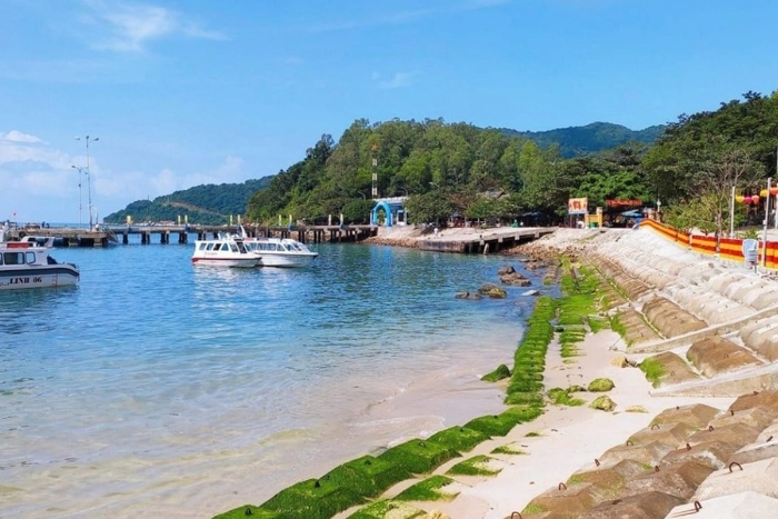 Plage Lang - Un joyau vert au milieu du romantique Hon Lao