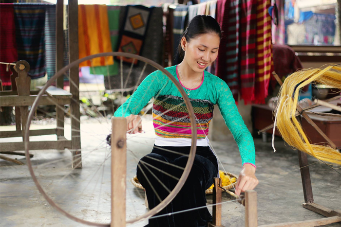 Vêtements traditionnels des Thai à Mai Chau