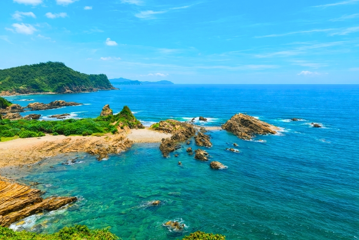 Le décor côtier majestueux de l’île de Co To - Une destination de snorkeling remarquable