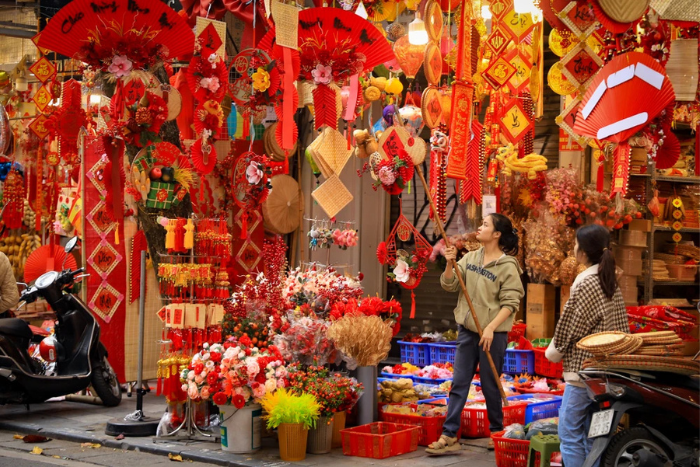 Que faire à Hanoï? Ne pas manquez à découvrir la rue de Hang Ma dans le Vieux Quartier
