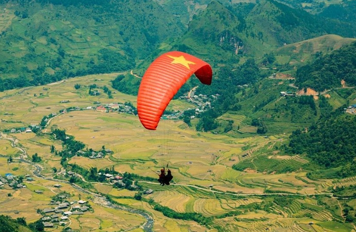  Festival de parapente au col Khau Pha