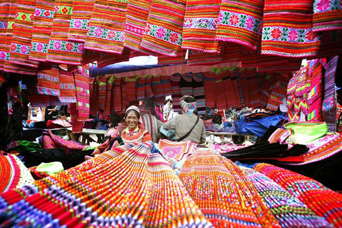 Visiter le marché de Sapa